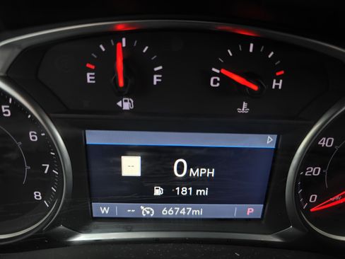 Used 2020 GMC Terrain SLT w/ Preferred Package image 19