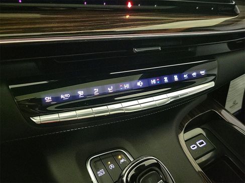 Used 2023 Cadillac Escalade Premium Luxury w/ LPO, Floor Liner Package image 21