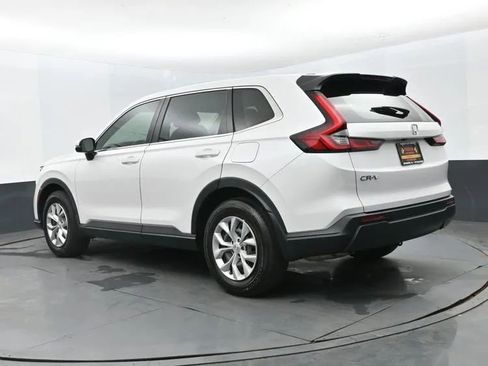 Used 2024 Honda CR-V LX image 9
