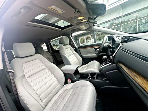 Used 2019 Honda CR-V EX image 17