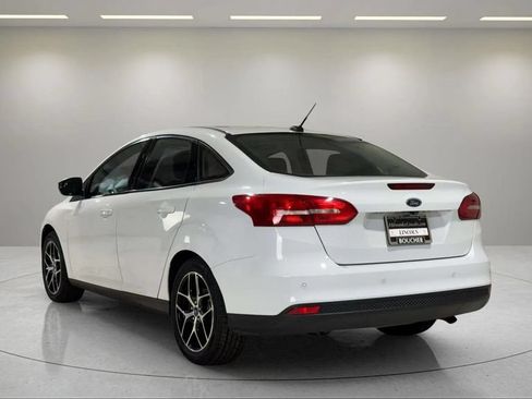 Used 2017 Ford Focus SEL FWD image 14