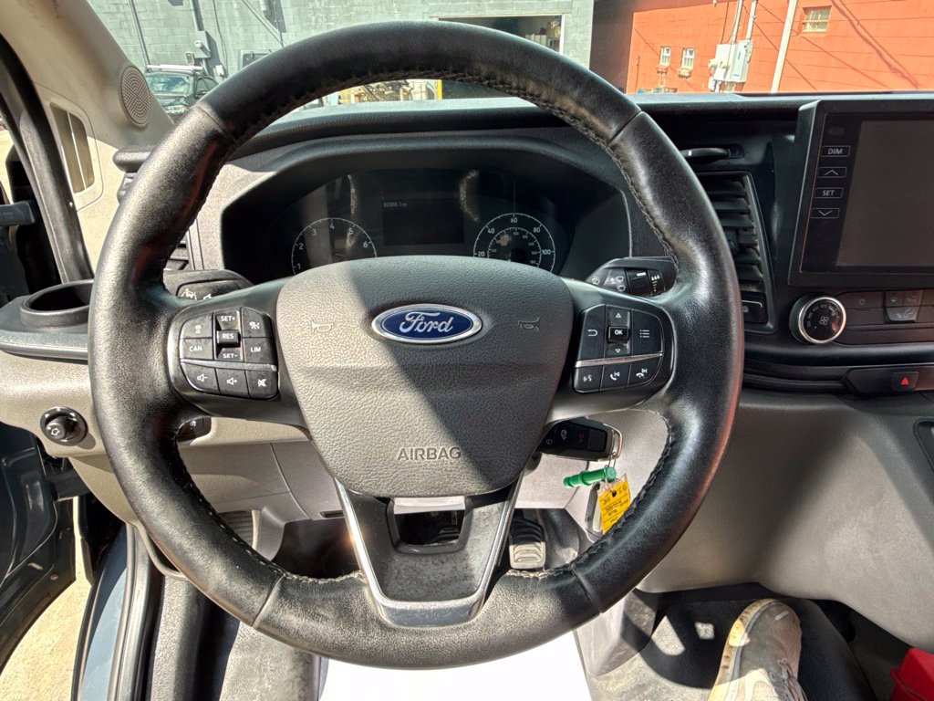 Used 2022 Ford Transit 350 DRW RWD image 30