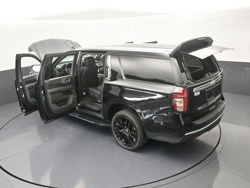 Used 2021 Chevrolet Suburban LT image 71