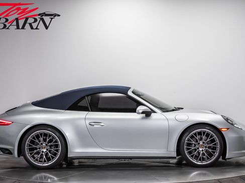Used 2017 Porsche 911 Carrera 4 AWD/4WD image 14