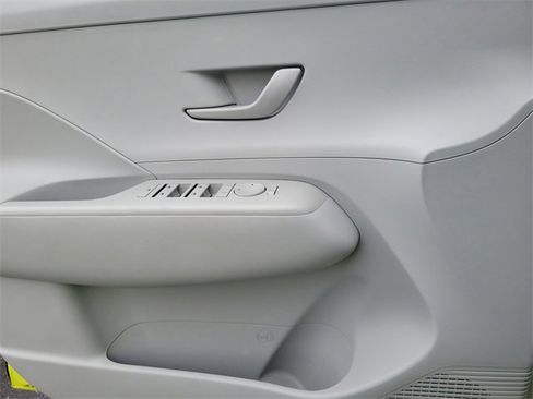 Used 2024 Hyundai Kona SEL w/ Convenience Package image 20