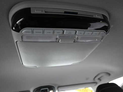 Used 2023 Jeep Grand Cherokee L Laredo w/ Luxury Tech Group I image 16