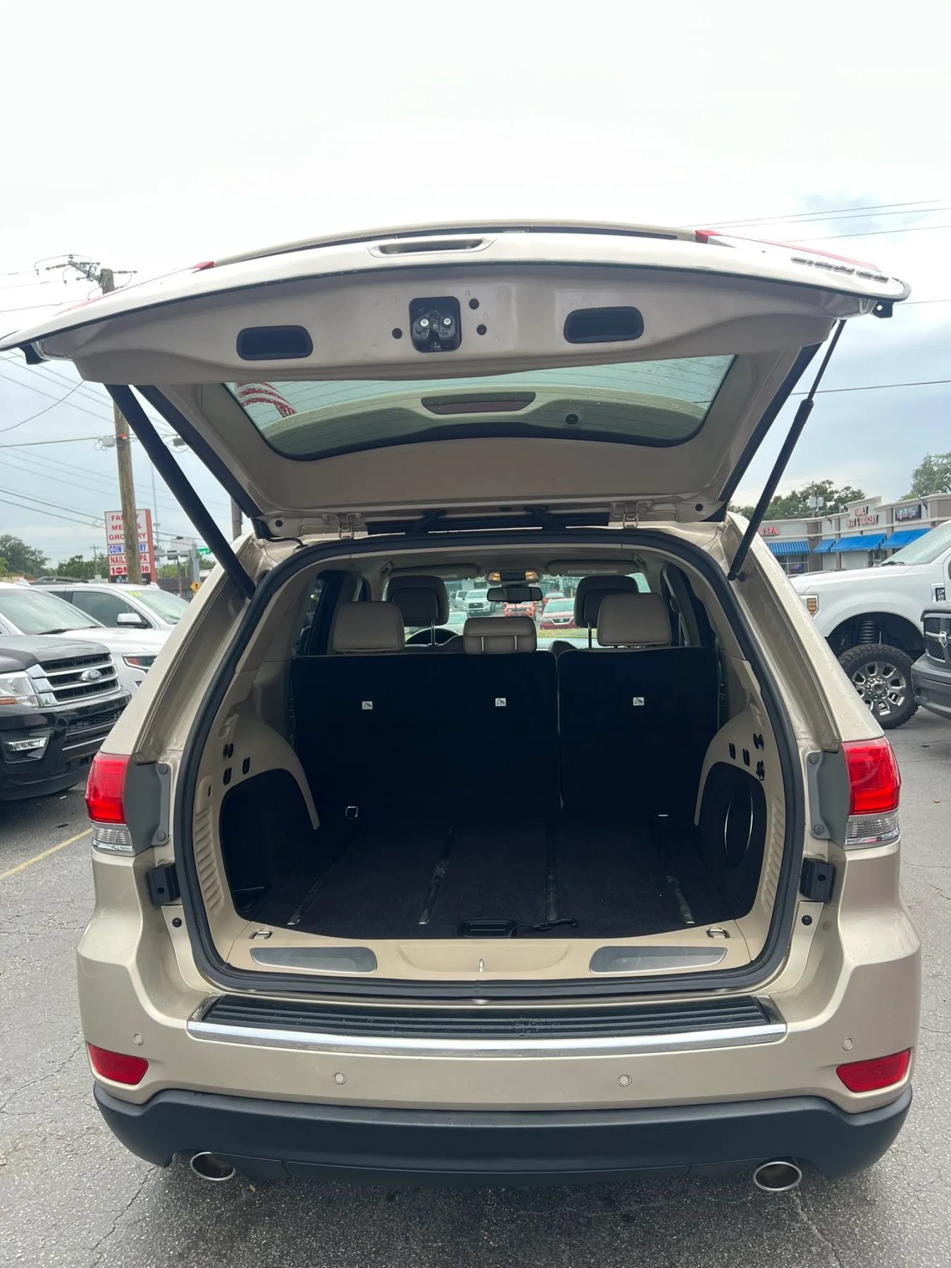 Used 2014 Jeep Grand Cherokee Limited RWD image 20
