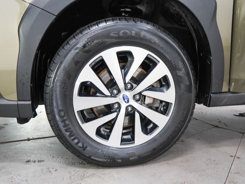 Used 2024 Subaru Outback Premium AWD/4WD image 28