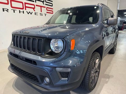 Used 2021 Jeep Renegade Latitude AWD/4WD image 2