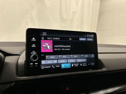 Used 2025 Honda CR-V Sport Touring image 22