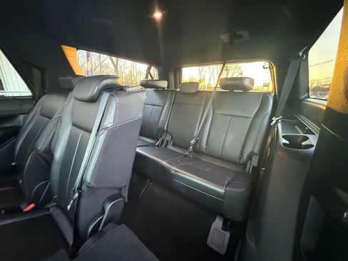 Used 2020 Ford Expedition Max XLT w/ Equipment Group 202A image 43