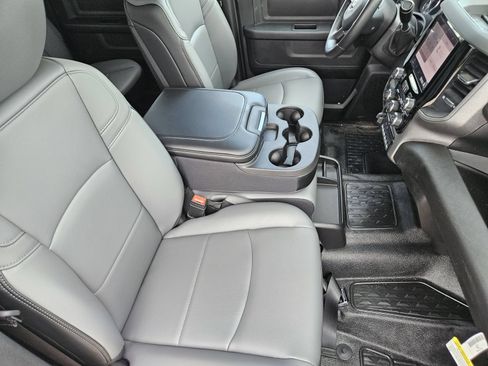 New 2026 RAM 3500 Tradesman w/ Chrome Appearance Group A AWD/4WD image 17
