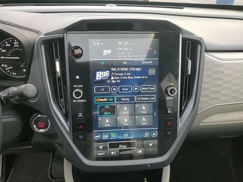 Certified 2025 Subaru Forester Limited image 19