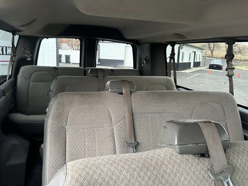 Used 2015 Chevrolet Express 3500 LT w/ LT Preferred Equipment Group image 18