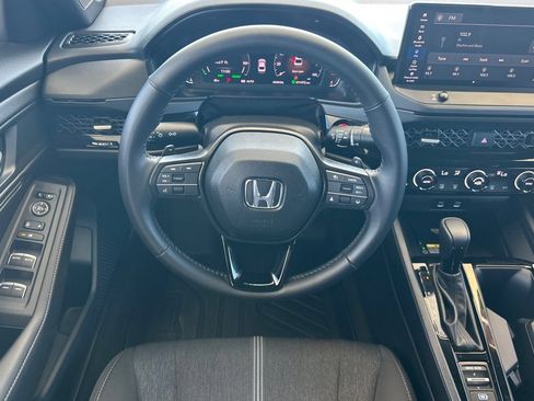 Used 2025 Honda Accord Sport image 14