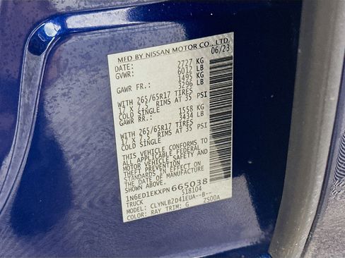 Used 2023 Nissan Frontier SV image 12