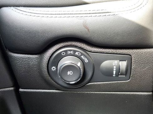 Used 2021 Dodge Durango Citadel w/ Premium Entertainment Group image 28