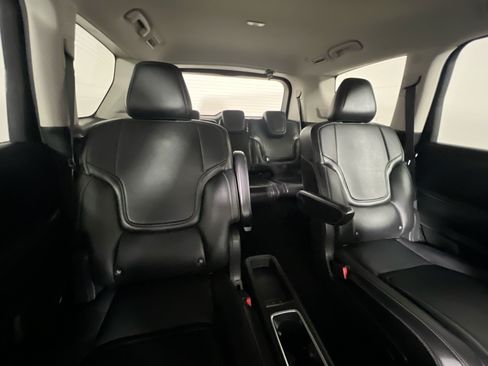 Used 2025 INFINITI QX80 Pure RWD image 32