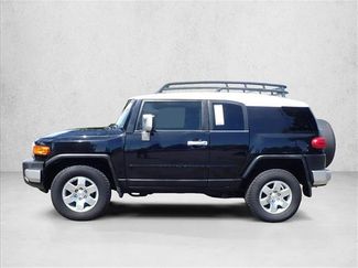 Used 2008 Toyota FJ Cruiser 4WD video 2