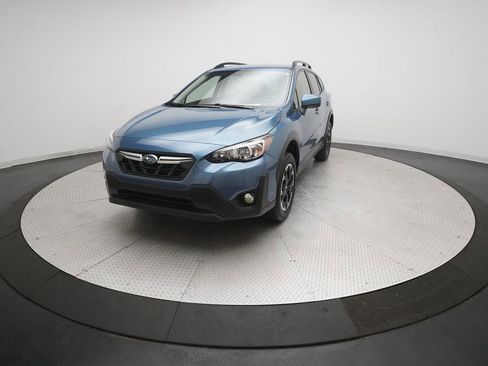 Certified 2023 Subaru Crosstrek 2.0i Premium image 12