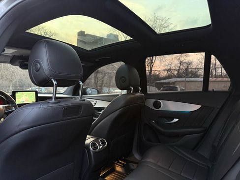 Used 2019 Mercedes-Benz GLC 300 w/ Driver Assistance Package image 25