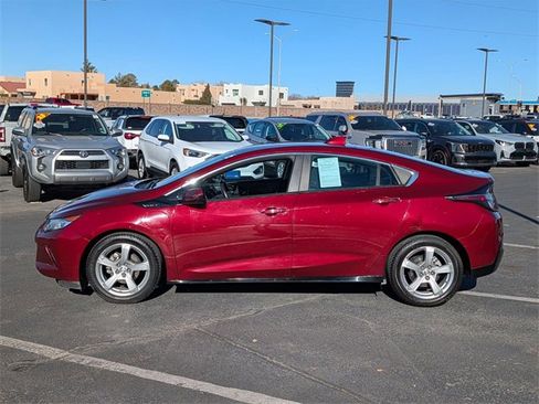 Used 2017 Chevrolet Volt LT w/ Comfort Package image 3