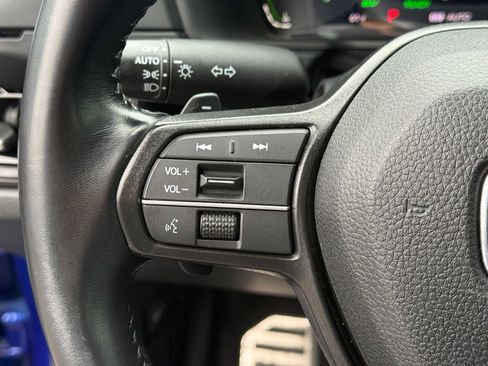 Used 2023 Honda Accord Sport image 18