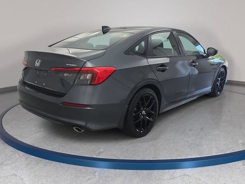 Used 2023 Honda Civic Sport image 5