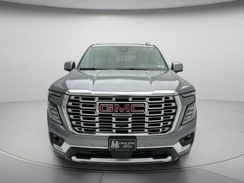 Used 2025 GMC Yukon XL Denali AWD/4WD image 2