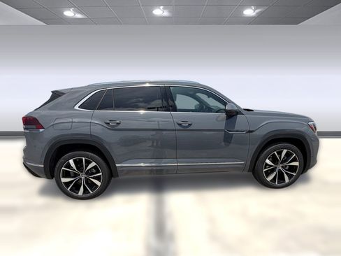 New 2026 Volkswagen Atlas Cross Sport SEL Premium R-Line AWD/4WD image 8