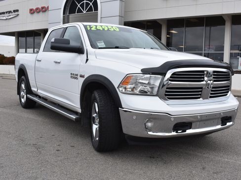 Used 2018 RAM 1500 Big Horn image 3