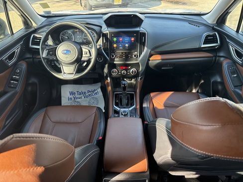 Used 2023 Subaru Forester Touring image 23