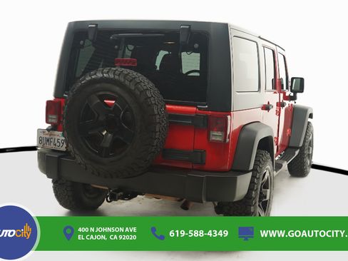 Used 2018 Jeep Wrangler Unlimited Sport S AWD/4WD image 10