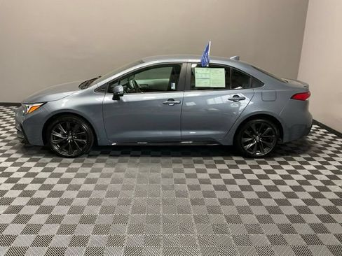Used 2024 Toyota Corolla SE FWD image 6