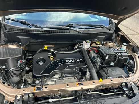 Used 2018 Chevrolet Equinox Premier AWD/4WD image 27