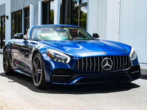 Used 2018 Mercedes-Benz AMG GT C image 3