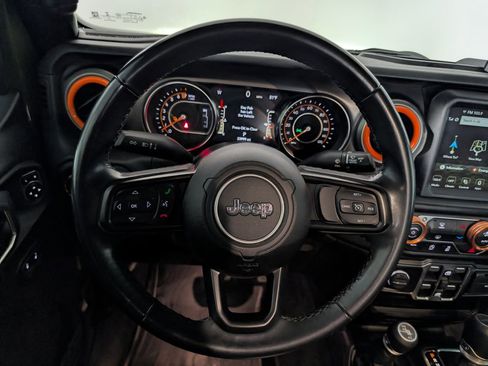 Used 2021 Jeep Gladiator Sport AWD/4WD image 16