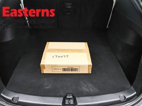 Used 2020 Tesla Model Y Long Range AWD/4WD image 9