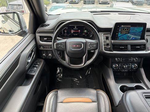 Used 2024 GMC Yukon AT4 w/ AT4 Premium Plus Package AWD/4WD image 29