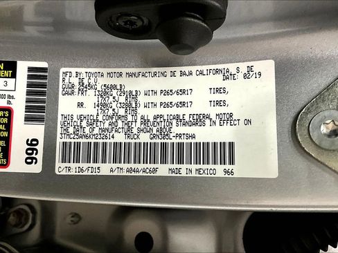 Used 2019 Toyota Tacoma TRD Sport w/ Technology Package AWD/4WD image 20