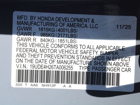 Certified 2026 Acura Integra FWD image 37