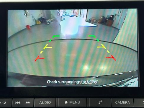 Used 2025 Nissan Sentra SR w/ Midnight Edition image 17