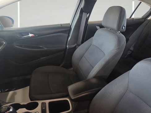 Used 2017 Chevrolet Cruze LS FWD image 20