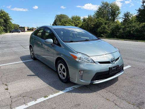 Used 2013 Toyota Prius Two FWD image 7