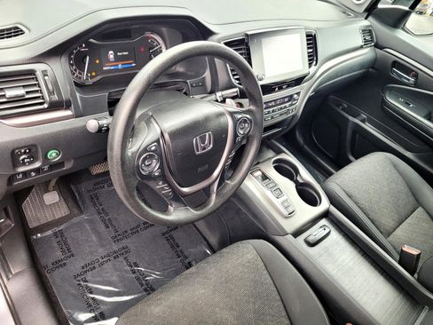 Used 2021 Honda Ridgeline Sport image 14