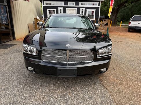 Used 2010 Dodge Charger SXT RWD image 2