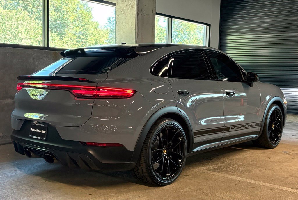 Used 2023 Porsche Cayenne Turbo GT AWD/4WD image 8