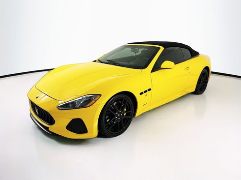 Used 2018 Maserati GranTurismo Sport image 3