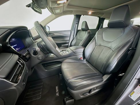 Used 2023 INFINITI QX60 Luxe image 13