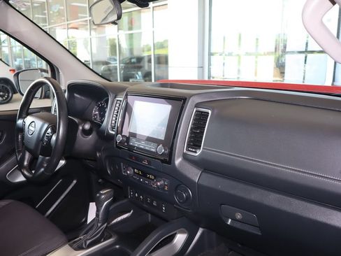 Used 2022 Nissan Frontier SV RWD image 39